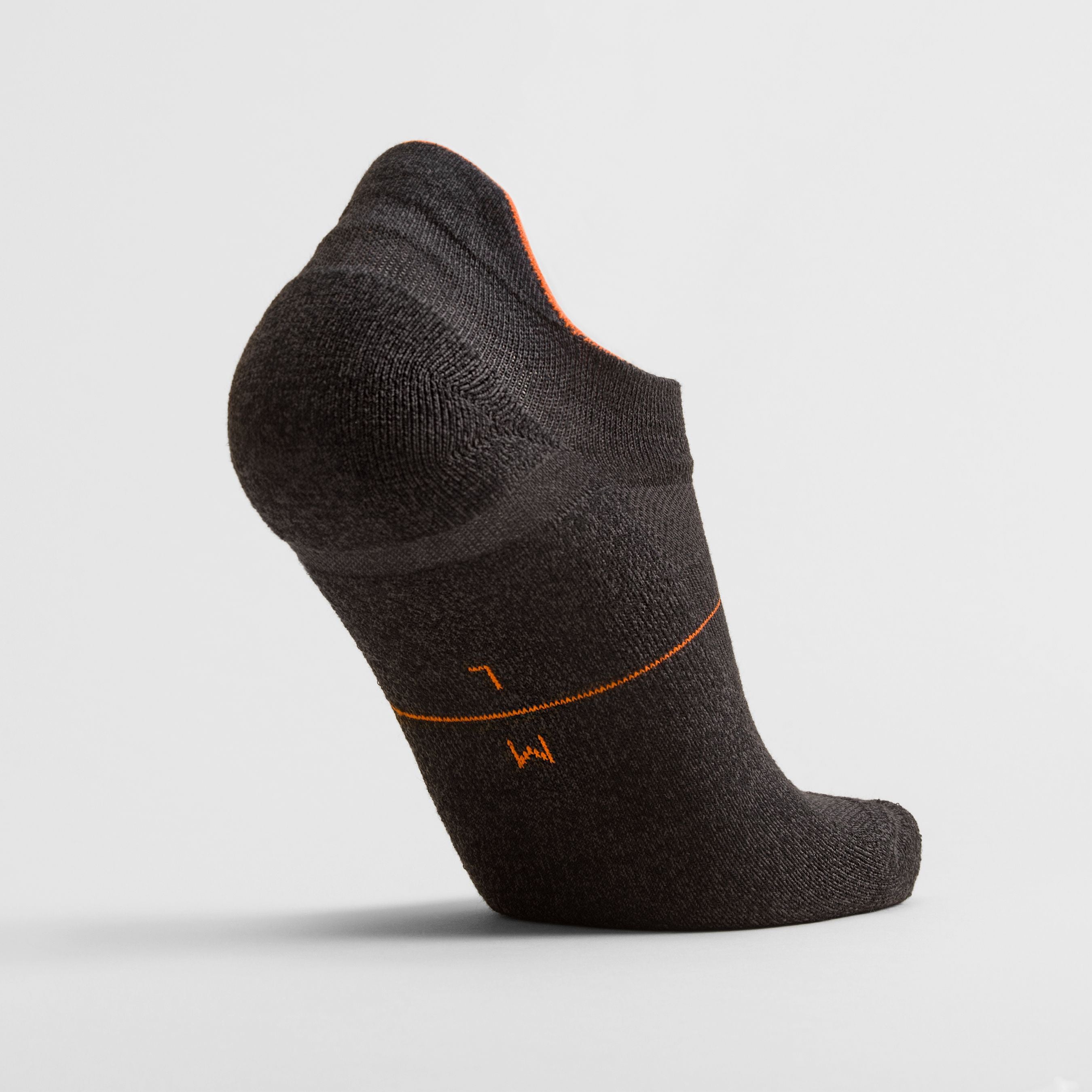 Charcoal_Ankle Sock_Men_1
